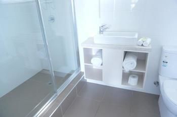 Marlin Motel Biggera Waters Экстерьер фото
